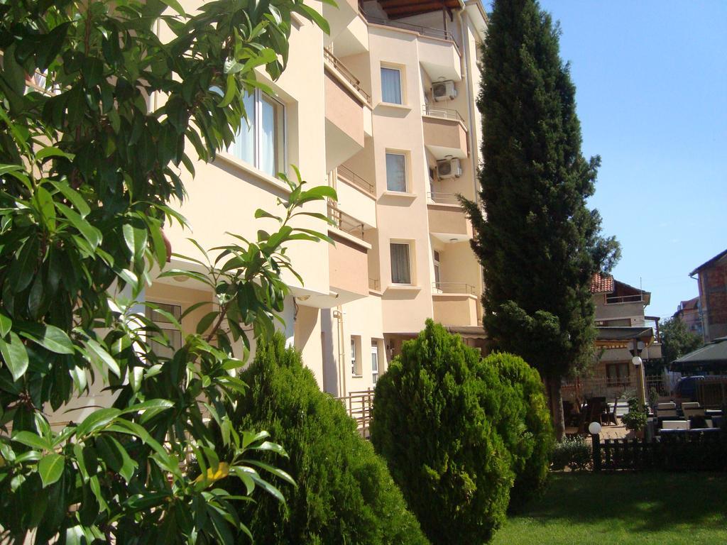 Hotel Astra Ravda Exterior foto